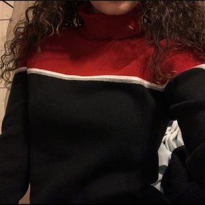 {SOLD} Eddie Bauer Turtleneck